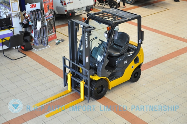 ขายรถโฟล์คลิฟท์มือสอง KOMATSU รุ่น FG15LT-658827 ราคา195,000 บาท นำเข้าจากญี่ปุ่น ไม่เคยใช้งา่นในไทย