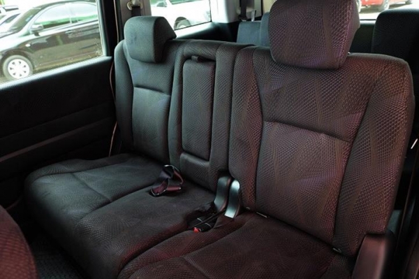 HONDA STEP WGN SPADA 2.0 I-VTEC Navi สีขาว ปี2013