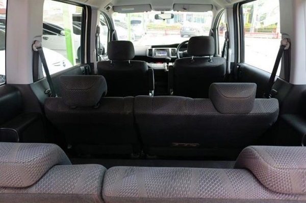 HONDA STEP WGN SPADA 2.0 I-VTEC Navi สีขาว ปี2013 HONDA STEP WGN SPADA 2.0 I-VTEC Navi สีขาว ปี2013