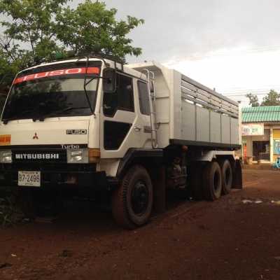 ขายรถ10ล้อ ดั้ม2เพลา TF220เทอร์โบ รถใช้งานอยู่ สภาพสวย เบรกใหญ่ พาวเวอร์ จิฟฟี่ ยางดี เอกสารถูกต้อง เล่มทะเบียนพร้อมโอน ราคา790,000 สนใจโทร 090-8588220คุณนะ 093-3258446คุณบิว หรือเข้าดูสินค้าอื่นๆได้ที่ www.narong2truck.com หรือ www.truck.in.th/498 หรือเพ