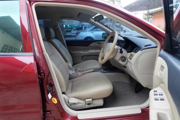 Mitsubishi Lancer 1.6 สีแดง ปี2007 Mitsubishi Lancer 1.6 สีแดง ปี2007