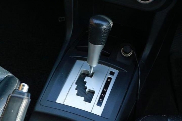 MITSUBISHI LANCER EX 1.8GLS สีน้ำตาล ปี2010 MITSUBISHI LANCER EX 1.8GLS สีน้ำตาล ปี2010