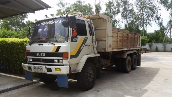 ขายรถบรรทุก 10 ล้อ