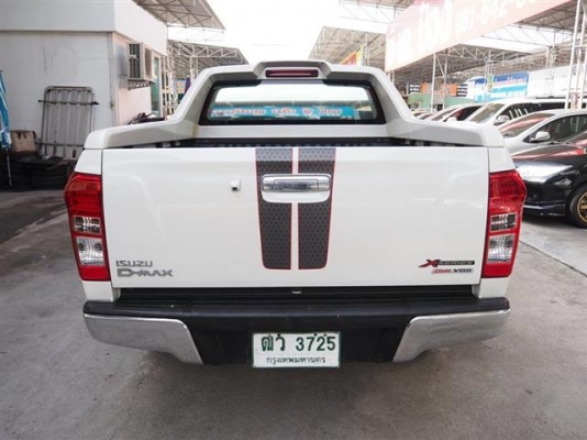 Allnew Isuzu D-max  Opencab Hilander สีขาว ปี2013