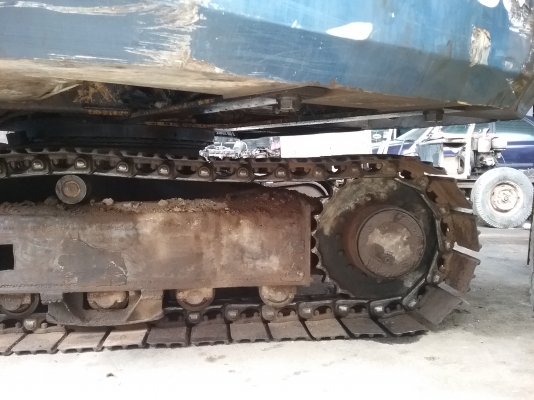 รถแม๊คโครKOMATSU PC100-3