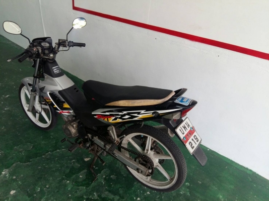 Sonic ราคา 14000 บาท สนใจโทร 089-8859869 เดช