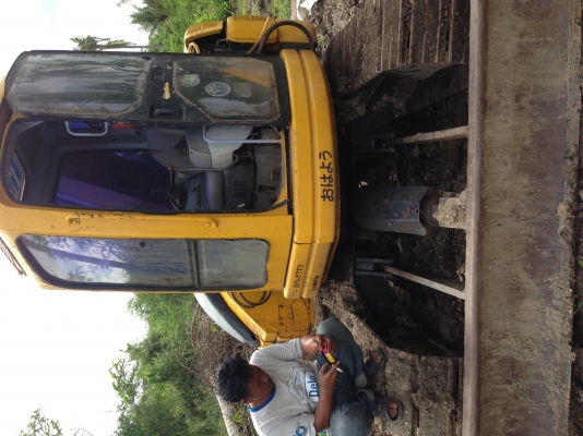 75uu. สภาพสวย90\% เครื่องกริบ. แอร์ครบ พร้อมใช้