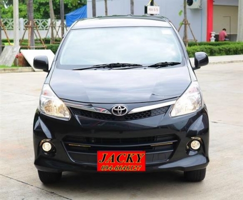 TOYOTA AVANZA 1.5S AT สีดำ ปี 2013