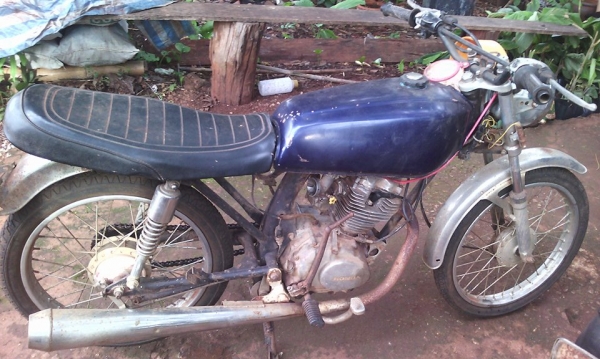 ขายรถมอเตอร์ไซค์ทรงโบราณ Jx.110 HONDAสีแดง ขายรถมอเตอร์ไซค์ทรงโบราณ Jx.110 HONDAสีแดง