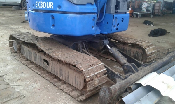 ขายรถขุดเล็ก ยี่ห้อ  HITACHI รุ่น EX30 ราคา 295,000 บาท