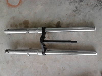 ขายโช้คใส่มอไซด์ แกนใหญ่ ราคา 1000 บาท ไม่มีแผงคอบน ขายโช้คใส่มอไซด์ แกนใหญ่ ราคา 1000 บาท ไม่มีแผงคอบน