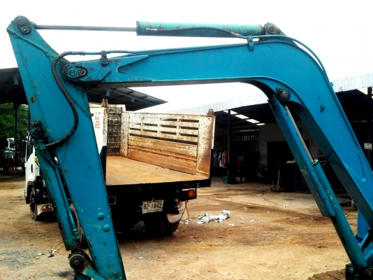 ขาย KOMATSU PC40FR-1 (เก่าไทยประมาณ 2 ปี) รถสภาพสวยมาก รถสภาพพร้อมใช้งาน (รถใช้งานไม่หนัก ใช้ขุดตอม่ออาคาร) ขาย KOMATSU PC40FR-1 (เก่าไทยประมาณ 2 ปี) รถสภาพสวยมาก รถสภาพพร้อมใช้งาน (รถใช้งานไม่หนัก ใช้ขุดตอม่ออาคาร)