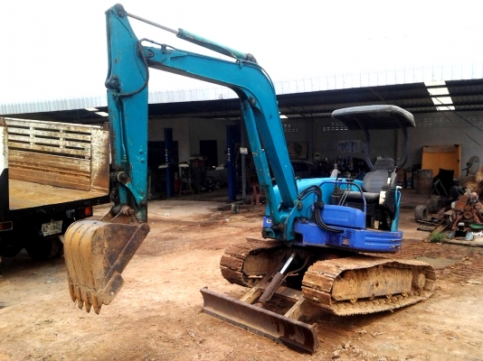 ขาย KOMATSU PC40FR-1 (เก่าไทยประมาณ 2 ปี) รถสภาพสวยมาก รถสภาพพร้อมใช้งาน (รถใช้งานไม่หนัก ใช้ขุดตอม่ออาคาร) ขาย KOMATSU PC40FR-1 (เก่าไทยประมาณ 2 ปี) รถสภาพสวยมาก รถสภาพพร้อมใช้งาน (รถใช้งานไม่หนัก ใช้ขุดตอม่ออาคาร)