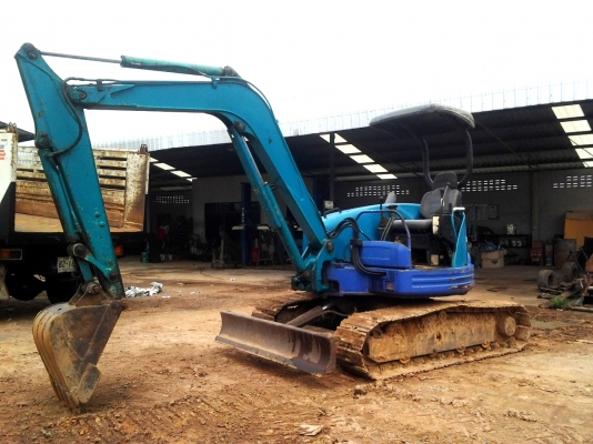 ขาย KOMATSU PC40FR-1 (เก่าไทยประมาณ 2 ปี) รถสภาพสวยมาก รถสภาพพร้อมใช้งาน (รถใช้งานไม่หนัก ใช้ขุดตอม่ออาคาร) ขาย KOMATSU PC40FR-1 (เก่าไทยประมาณ 2 ปี) รถสภาพสวยมาก รถสภาพพร้อมใช้งาน (รถใช้งานไม่หนัก ใช้ขุดตอม่ออาคาร)