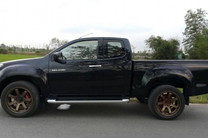 : ISUZU ALLNEW HILENDER ปี2012 สีดำ Max20 te 37 เครื่อง 2500cc. T.088-875-9838 K.Ae