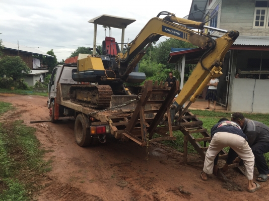 KOMATSU. 30-5 สภาพพร้อมใช้ KOMATSU. 30-5 สภาพพร้อมใช้