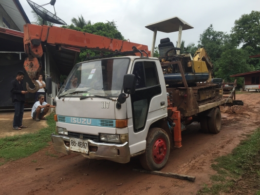 KOMATSU. 30-5 สภาพพร้อมใช้ KOMATSU. 30-5 สภาพพร้อมใช้