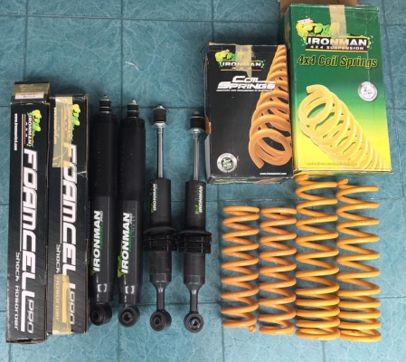 ขายขาดทุน1หมื่น โช้ค+สปริง Ironman Foamcell Pro Fullset  ใส่รถFortuner