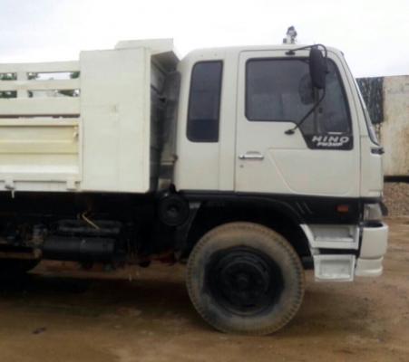 สิบล้อ ฮีโน่ FM3M 240ปี40 ดั้มกะบะเหล็ก 2เพา สภาพดีสวยพร้อมใช้ ทะเบียนพร้อมโอน สิบล้อ ฮีโน่ FM3M 240ปี40 ดั้มกะบะเหล็ก 2เพา สภาพดีสวยพร้อมใช้ ทะเบียนพร้อมโอน