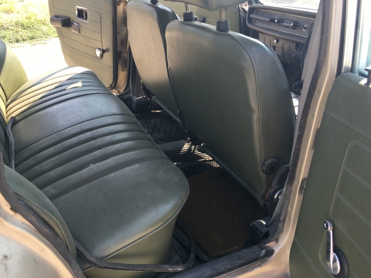 รถเก๋งคลาสสิกVOLVO deLUXE