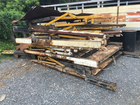 ลิฟขนถ่ายสินค้าแบบรางเลื่อน***มี5ชุด***