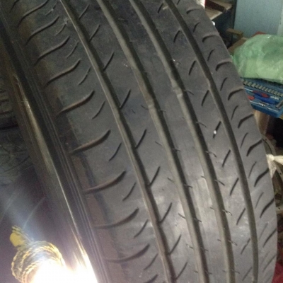 ยางดันลอบ 225-60-18 ยางปี13 4เส้นยางNitto235-40-18 มี2เส้น /ยาง235-50-18 มี2