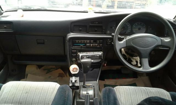 Toyota corona 2.0 gli 1992 ใช้ได้ 2 ระบบ Toyota corona 2.0 gli 1992 ใช้ได้ 2 ระบบ