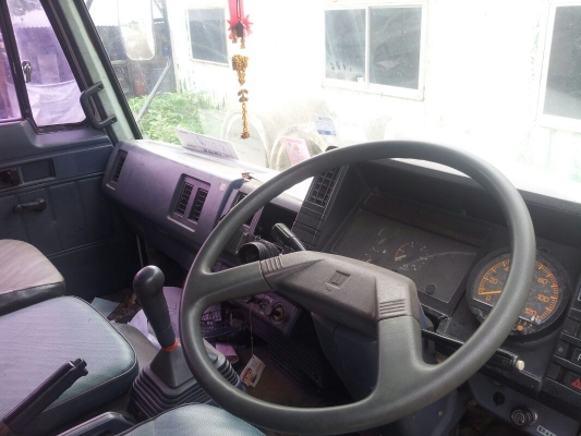 ขาย6ล้อใหญ่พื้นเรียบ