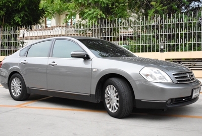 TEANA J31 230JM เครื่องV6 2300cc. (ปี 2005)  สีบรอนซ์เงิน