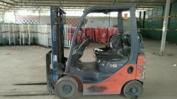 ขายรถโฟร์คลิฟท์มือสอง