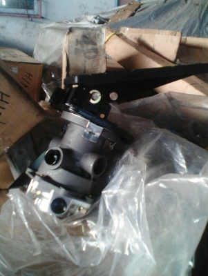 ขายตีนเหยียบจิฟฟี่ Hino   ราคา1500บาท