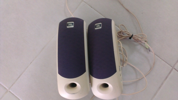 ลำโพง JBL ลำโพง JBL