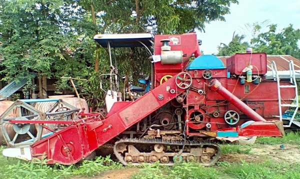 ขายรถเกี่ยวข้าวD-MaXใช้งานปกติรถยุ อ.วาริขภูมิ จ.สกลนคร