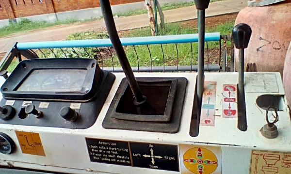 ขายรถเกี่ยวข้าวD-MaXใช้งานปกติรถยุ อ.วาริขภูมิ จ.สกลนคร