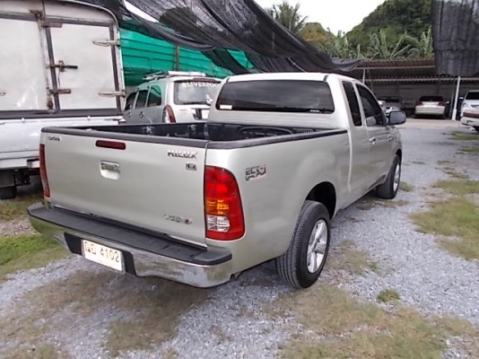 vigo แค็ป2.7เบนชิน ออโต้ ติดlpgหัวฉีด ถัง58ใต้ท้อง