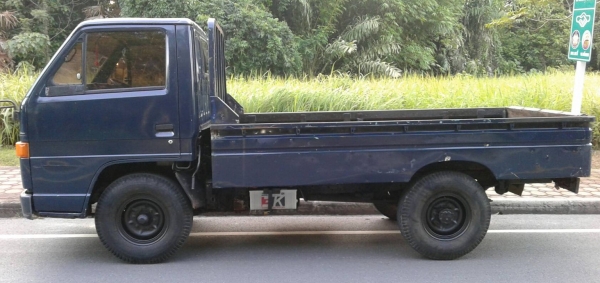 ISUZU 4ล้อ NKR รถห้าง