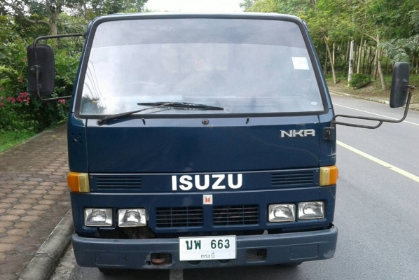 ISUZU 4ล้อ NKR รถห้าง