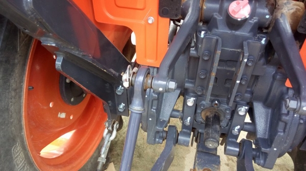 ขาย36แรงรถไร่สภาพเยี่ยม ไร้สนิม  ใช้น้อยสุดๆ200 กว่าชัวโมง