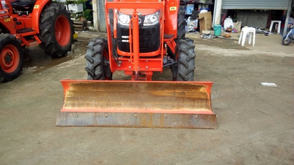 ขาย36แรงรถไร่สภาพเยี่ยม ไร้สนิม  ใช้น้อยสุดๆ200 กว่าชัวโมง