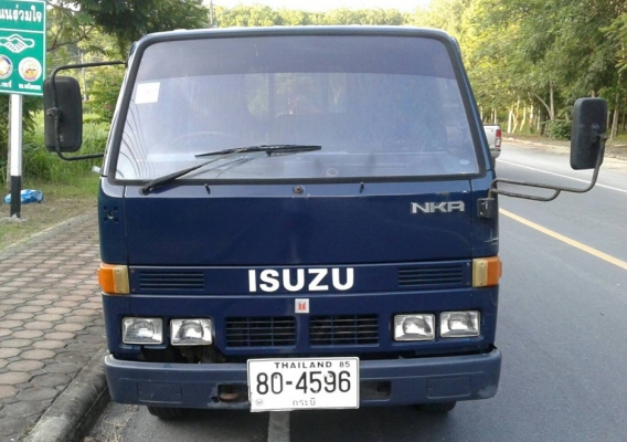 ISUZU 4ล้อ NKR รถห้าง ISUZU 4ล้อ NKR รถห้าง
