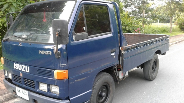 ISUZU 4ล้อ NKR รถห้าง ISUZU 4ล้อ NKR รถห้าง
