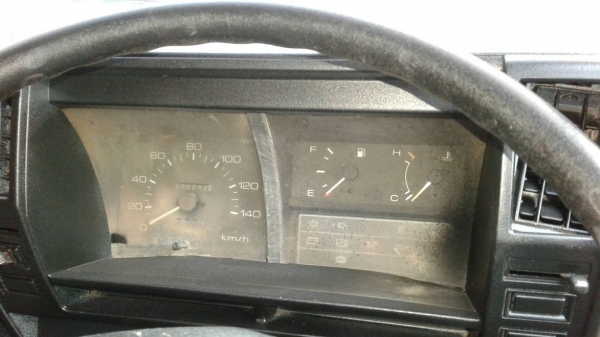 ISUZU 4ล้อ NKR รถห้าง ISUZU 4ล้อ NKR รถห้าง