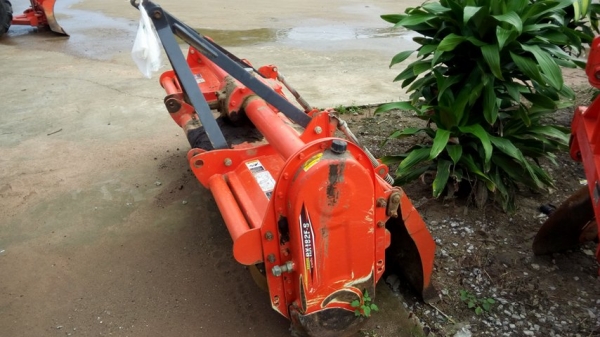 47 แรง สวยๆ สีเดิมพร้อมอุปกรณ์3 ชิ้น