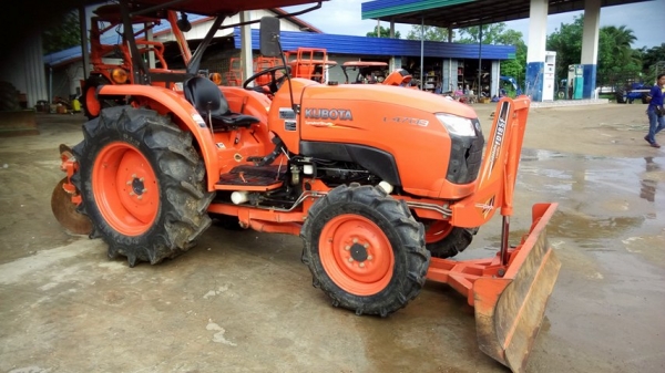 47 แรง สวยๆ สีเดิมพร้อมอุปกรณ์3 ชิ้น