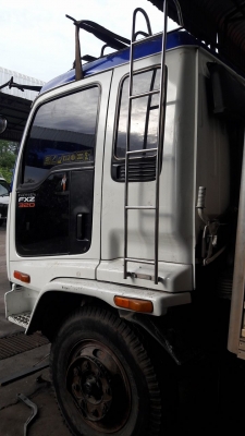 หัวเก๋ง เดก้า 10 ล้อ สภาพพร้อมใช้ อุปกรณ์ครบ