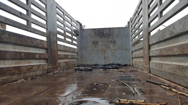 ขาย รถพ่วงแม่-ลูกไม่ดั้ม NISSAN UD วางเครื่อง HINO K13D 260 แรงม้า คัสซีสวยตลอดเส้น เอกสารเล่มทะเบียนพร้อมโอน