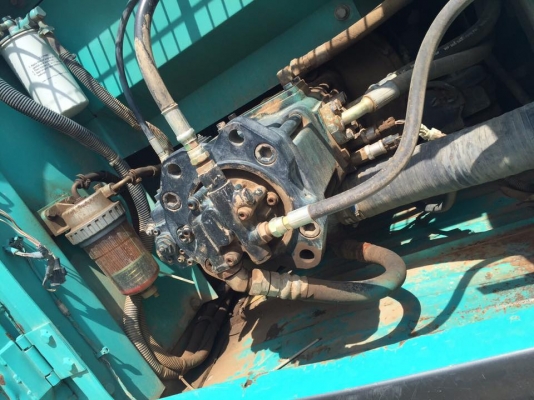 ขายรถแบ็คโฮ  KOBELCO SK200-6 YN-10 ไมล์ 13,xxx เอกสารเล่มทะเบียน ออกห้้างป้ายแดงไม่เคยทำสี  ราคาต่อรองมาเลยขายได้ขายครับ