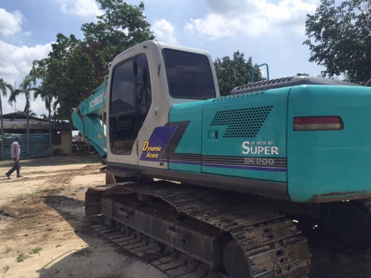 ขายรถแบ็คโฮ  KOBELCO SK200-6 YN-10 ไมล์ 13,xxx เอกสารเล่มทะเบียน ออกห้้างป้ายแดงไม่เคยทำสี  ราคาต่อรองมาเลยขายได้ขายครับ