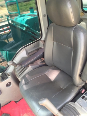 ขายรถแบ็คโฮ  KOBELCO SK200-6 YN-10 ไมล์ 13,xxx เอกสารเล่มทะเบียน ออกห้้างป้ายแดงไม่เคยทำสี  ราคาต่อรองมาเลยขายได้ขายครับ