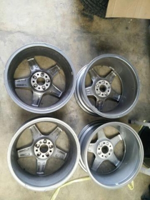 ขายล้อamg a205 ขอบ 18 หน้า 7.5et45 หลัง 8.5et49 0813122649 0943384824